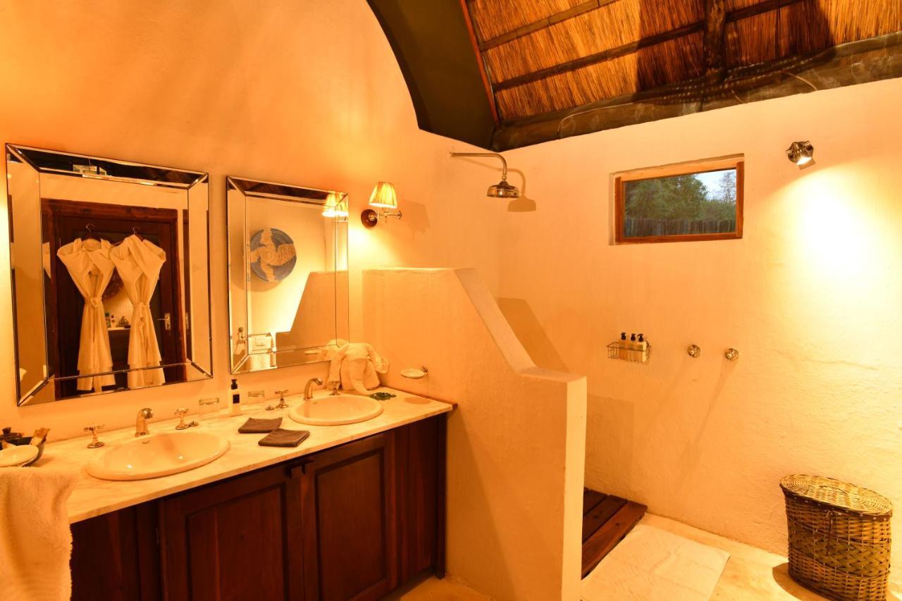 Royal Zambezi Lodge Mafuta Екстериор снимка