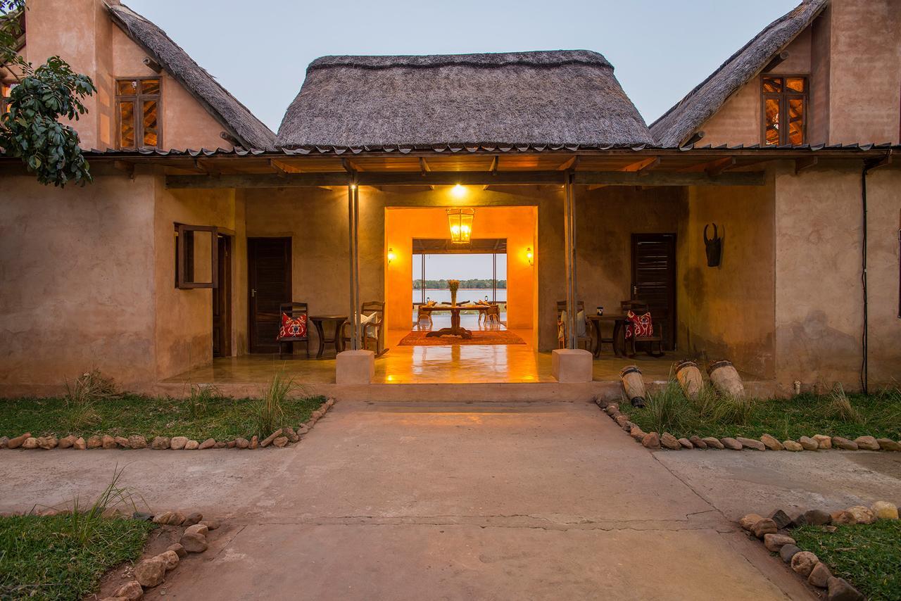 Royal Zambezi Lodge Mafuta Екстериор снимка